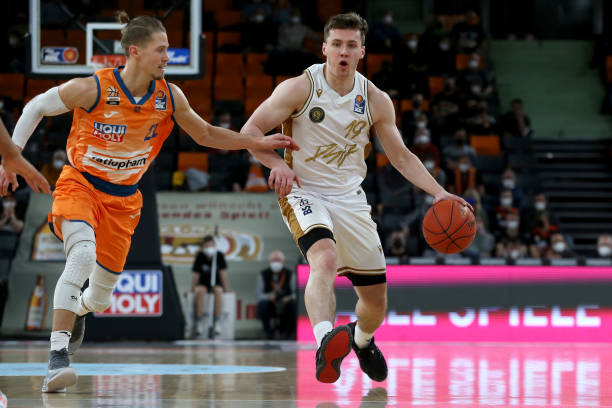 冬训迎接新 冬训迎接新