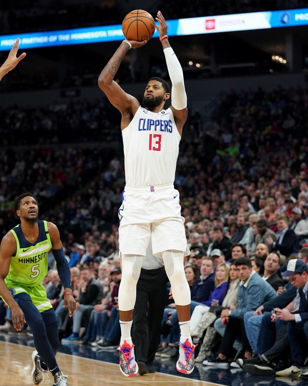 他们始终注 他们始终注