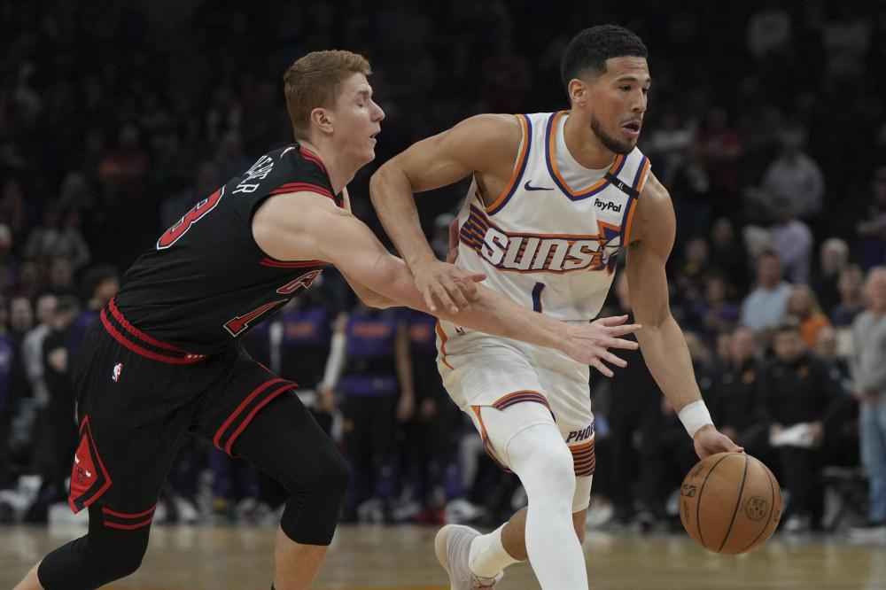 本赛季东契奇缺席时里夫斯场均40分10助攻，今日三节36+9